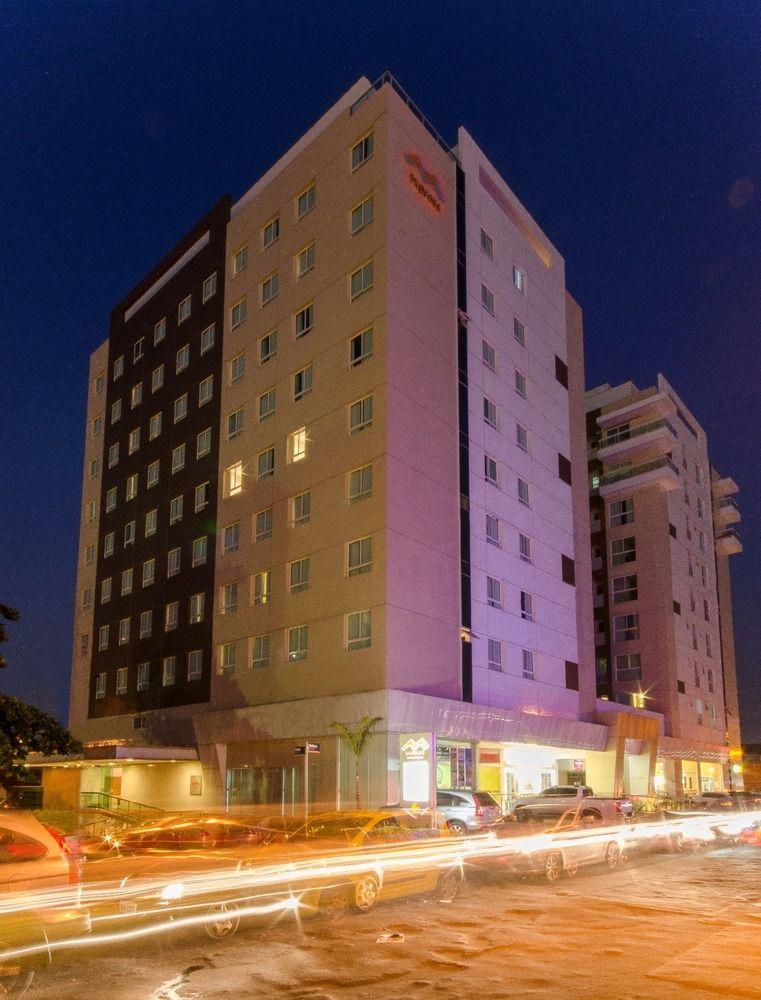 Express Vieiralves Hotel Nin Ngoại thất bức ảnh
