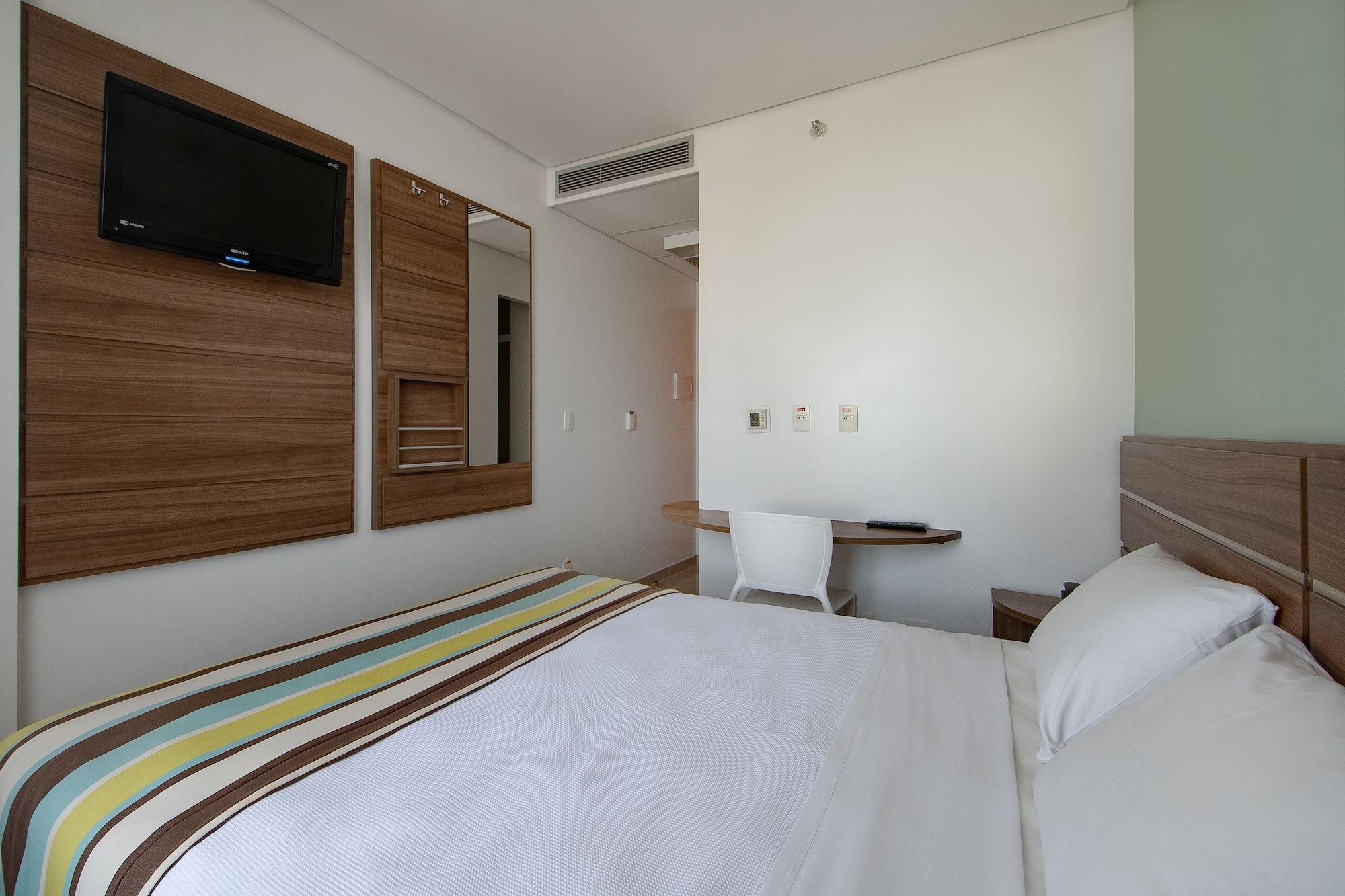 Express Vieiralves Hotel Nin Ngoại thất bức ảnh
