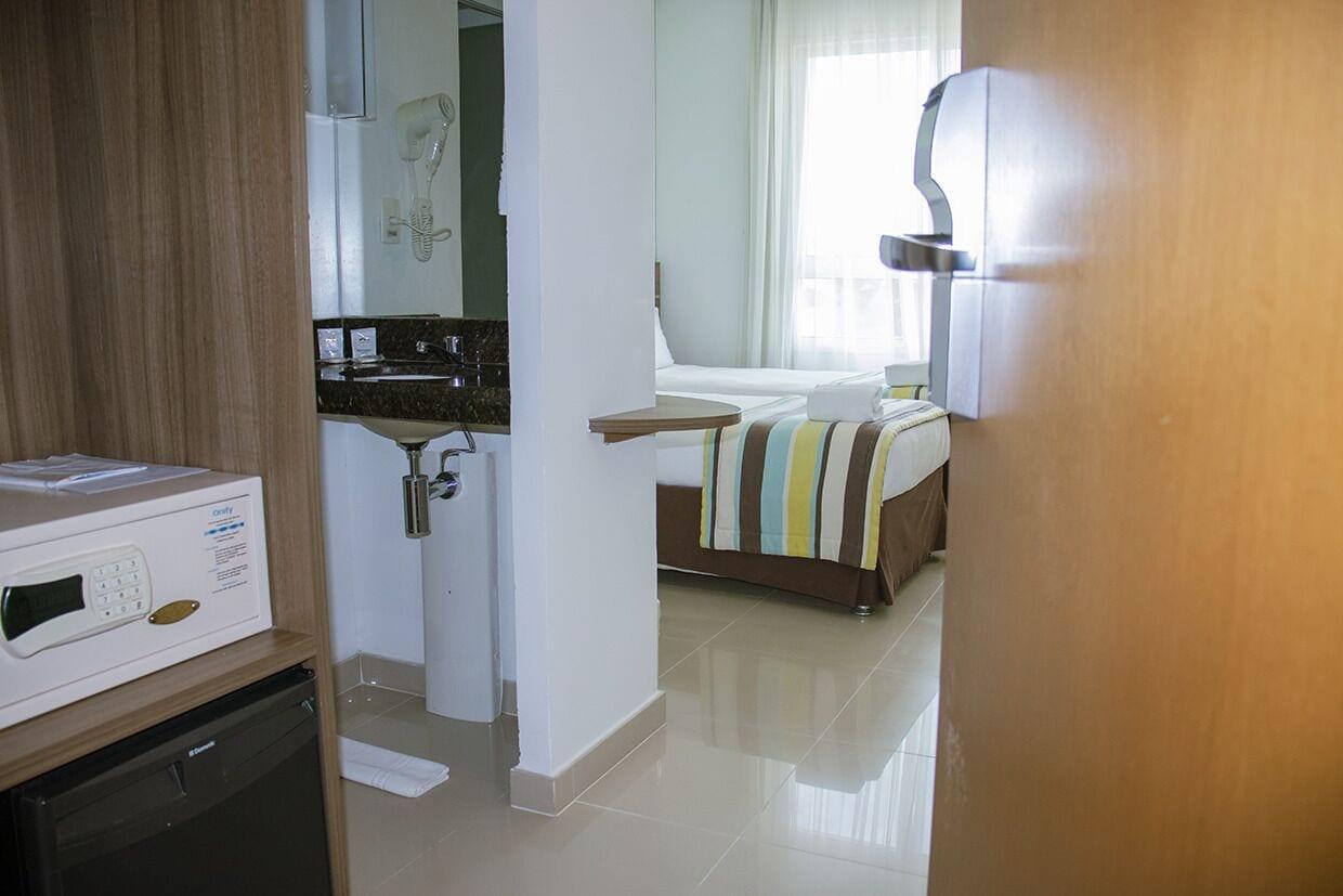 Express Vieiralves Hotel Nin Ngoại thất bức ảnh