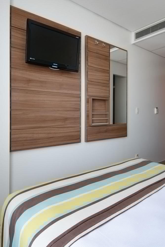 Express Vieiralves Hotel Nin Ngoại thất bức ảnh