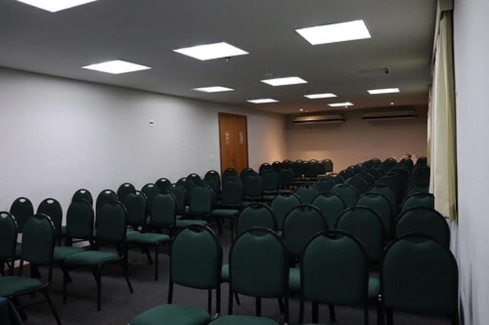 Express Vieiralves Hotel Nin Ngoại thất bức ảnh