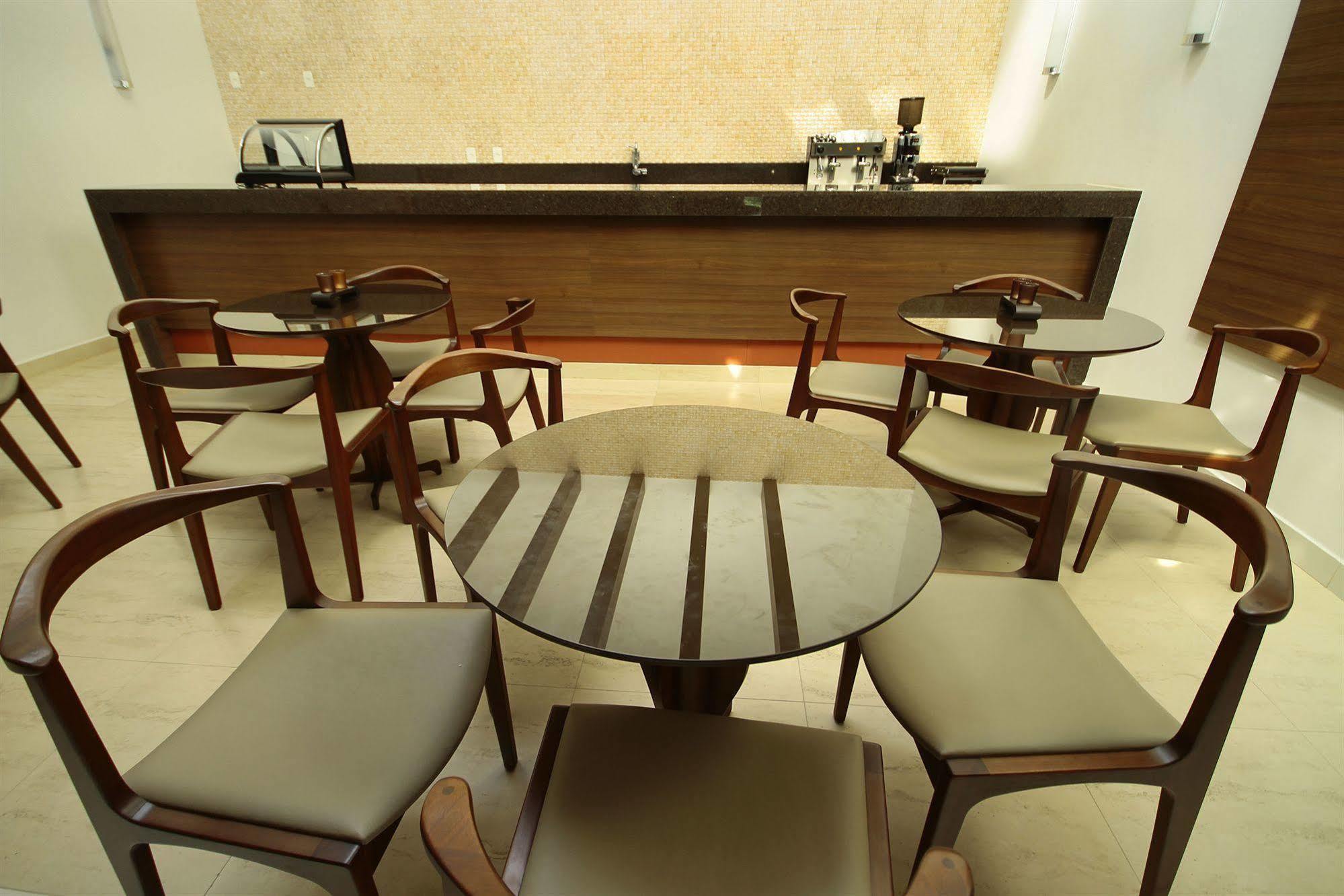 Express Vieiralves Hotel Nin Ngoại thất bức ảnh